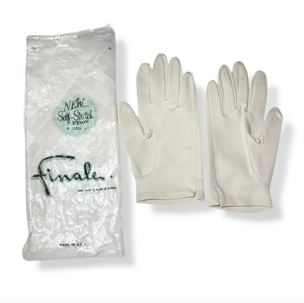 FINALE White Soft Stretch Nylon Short Day Gloves VINTAGE